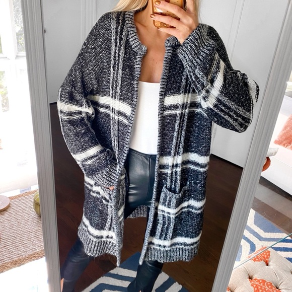 🖤 JANINA BLACK GREY WHITE LONG KNIT CARDIGAN SWEATER! - Picture 2 of 15